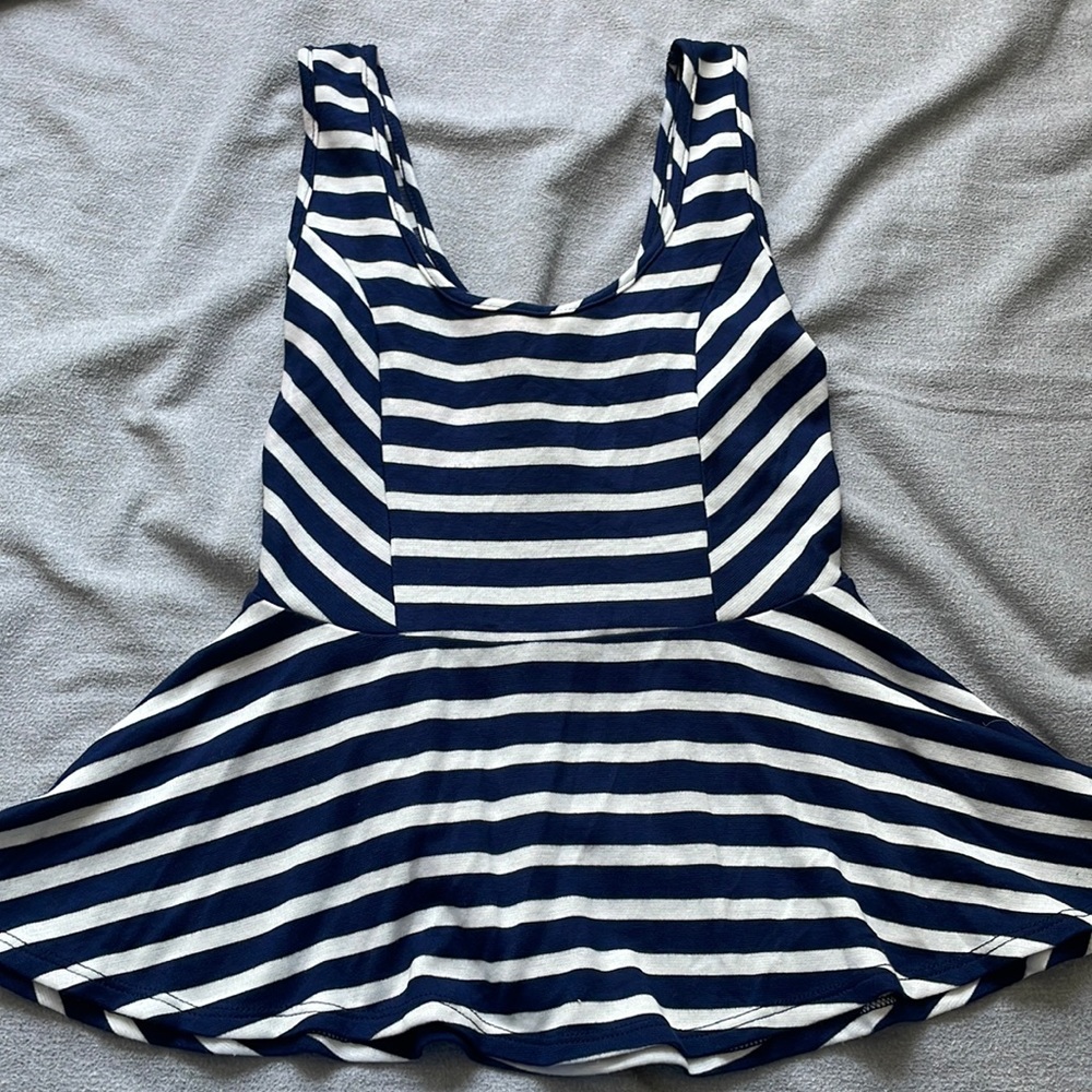 Casual Couture Women’s Striped Shirt